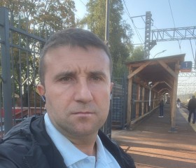Mikhail, 42, Moscow