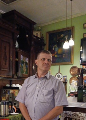 Анатолий из Смоленска 51 год