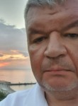 Анатольевич, 48 лет, Дивноморское