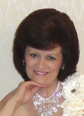 Лора, 51, Россия, Омск