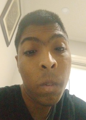 Nabeel из Mississauga 23 года