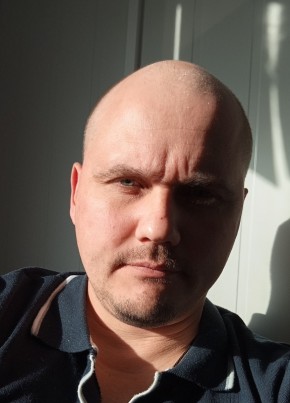 Дмитрий из Южно-Сахалинска 41 год
