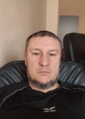 Ринат из Уфы 42 года