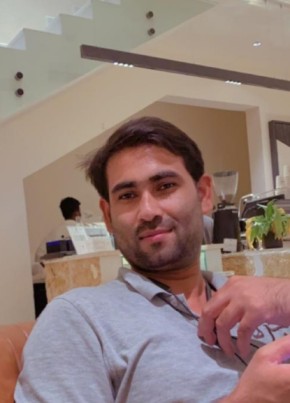 Hossain, 29, المملكة العربية السعودية, الرياض