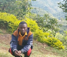 RONIOUS K, 21, Kasese