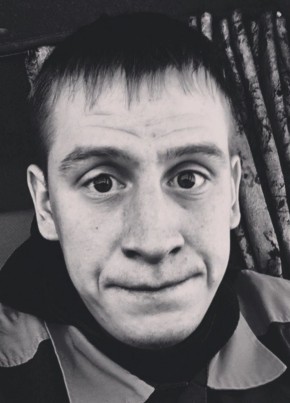 Илья, 33, Россия, Нижнесортымский
