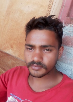 Sunil, 22, India, New Delhi