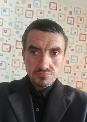 Павел из Челябинска 43 года