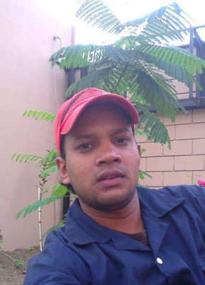 Mfirzan, 40, ශ්‍රී ලංකාව, ෙකාළඹ