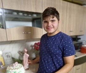 Ciolan Petru, 19, Braila