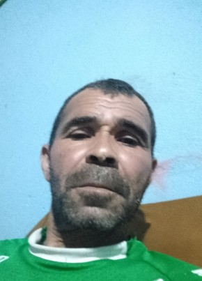 Genivalbo из Vitória da Conquista 42 года
