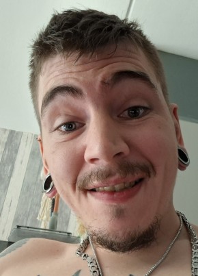 Dennis из Alphen aan den Rijn 31 год