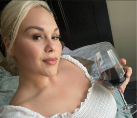Marie, 44, Los Angeles