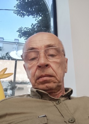 Иван из Москвы 62 года