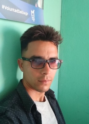 Carlos Luis, 27, República de Cuba, Campechuela