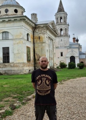 Роман из Дедовска 35 лет