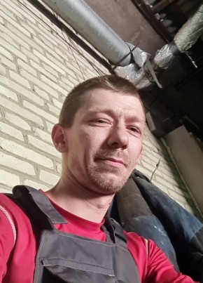 Вадим из Находки 32 года