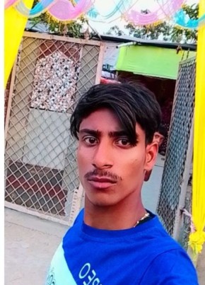 Majid, 18, India, Kultali