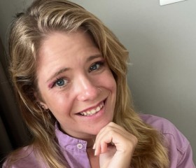 Ellie, 37, New York City