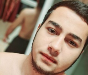 Alik Murzha, 20, Veszprem