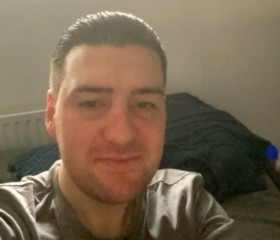 Jimmy, 33, Clydebank