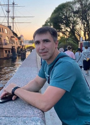 Богдан из Сургута 44 года