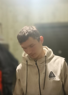 Анатолий из Верхней Пышмы 22 года