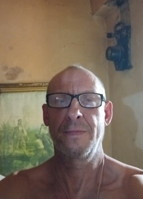 Миша из Молодогвардейска 52 года