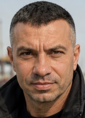Александр из Софии 43 года