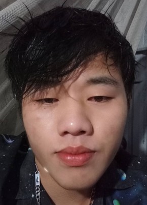 Thành, 21, Vietnam, Hanoi