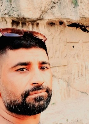 Aser из Kocahasanlı 33 года