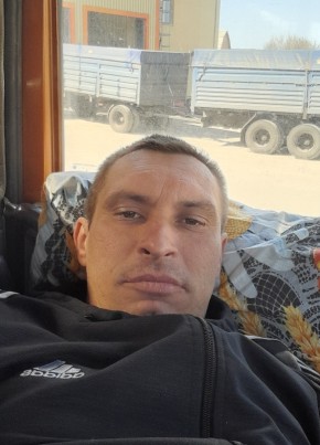 Виталий, 37, Россия, Нижний Ломов