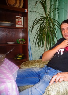 Александр, 41, Россия, Псков