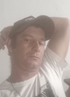 Leonardo из Barra do Garças 35 лет