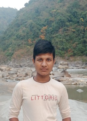 Md Salim, 18, India, Rishikesh
