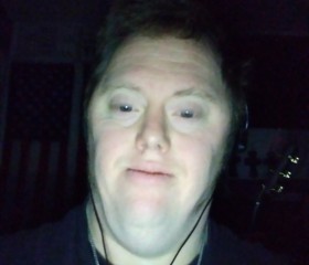 Strauss, 36, Bloomington (State of Illinois)