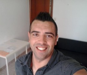Santi , 42 года, Ferrol