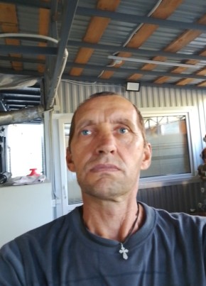 Сергей из Губкина 52 года