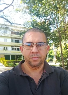 Leo из Brasília 44 года