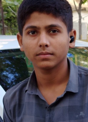 Akash Razz, 18, India, Delhi