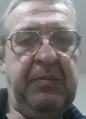 александр, 65, Россия, Канаш