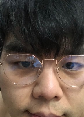 非不司他, 32, China, Haicheng