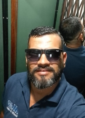 Rafael Magalhães, 39, República Federativa do Brasil, Salvador