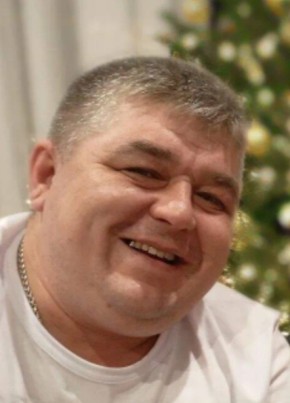 Максим из Карпинска 42 года