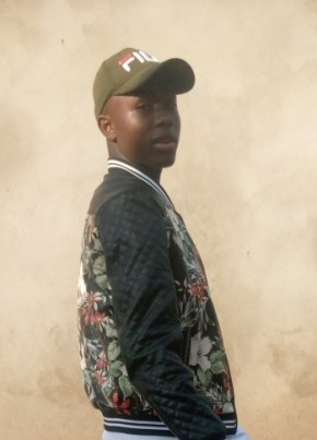Brayson, 24, Tanzania, Dodoma