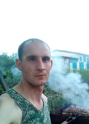Павел, 35, Россия, Тула