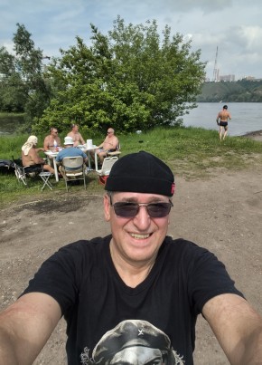 я из Красноярска 57 лет