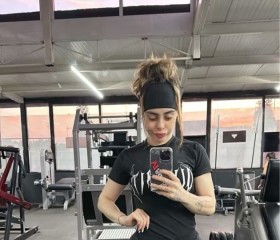 Anabella, 32, Cleveland Heights