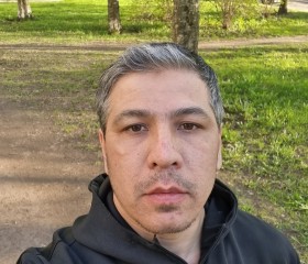 Rustam, 40, Saint Petersburg