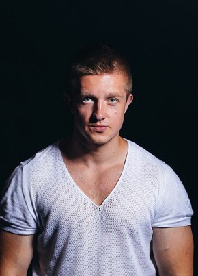 Виталий, 33, Россия, Брянск